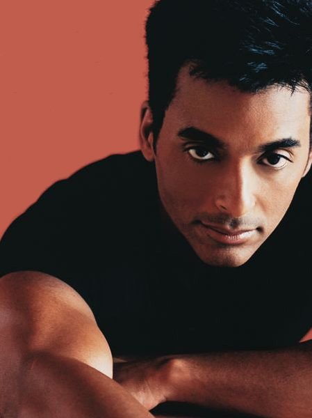 Jon Secada