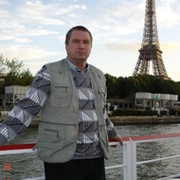 Alexander Lesser on My World.